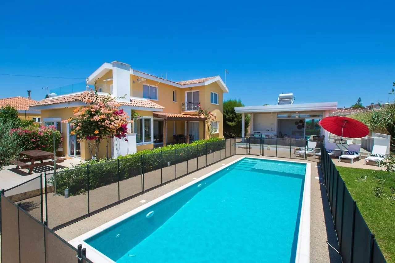 Ayia Napa Villa Danae أيا نابا